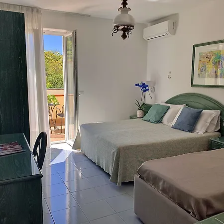 Hotell Terme La Pergola 3*