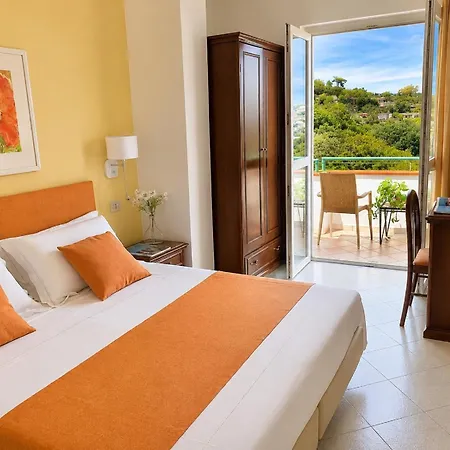 Hotel Terme La Pergola 3*