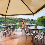 Terme La Pergola Казамиччола-Терме