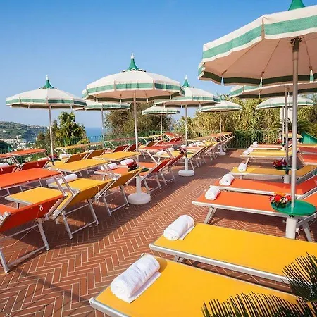 Hotel Terme La Pergola 3*