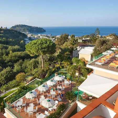 Отель Terme La Pergola Казамиччола-Терме